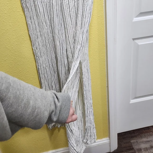 Flowy Roxy pants - Picture 5 of 5